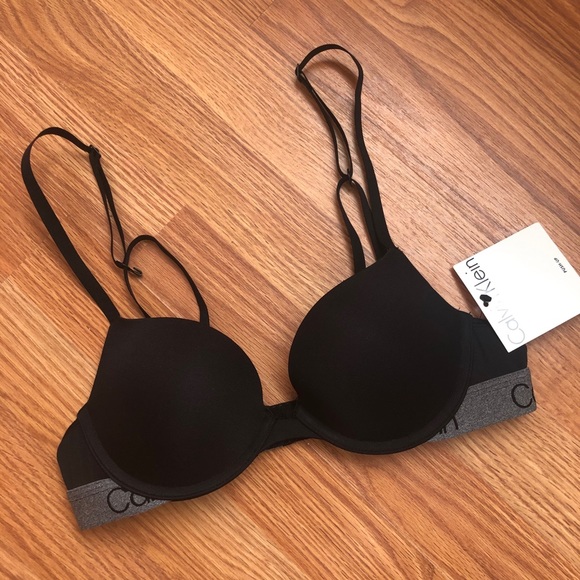 Calvin Klein Push up Bra - Picture 1 of 3